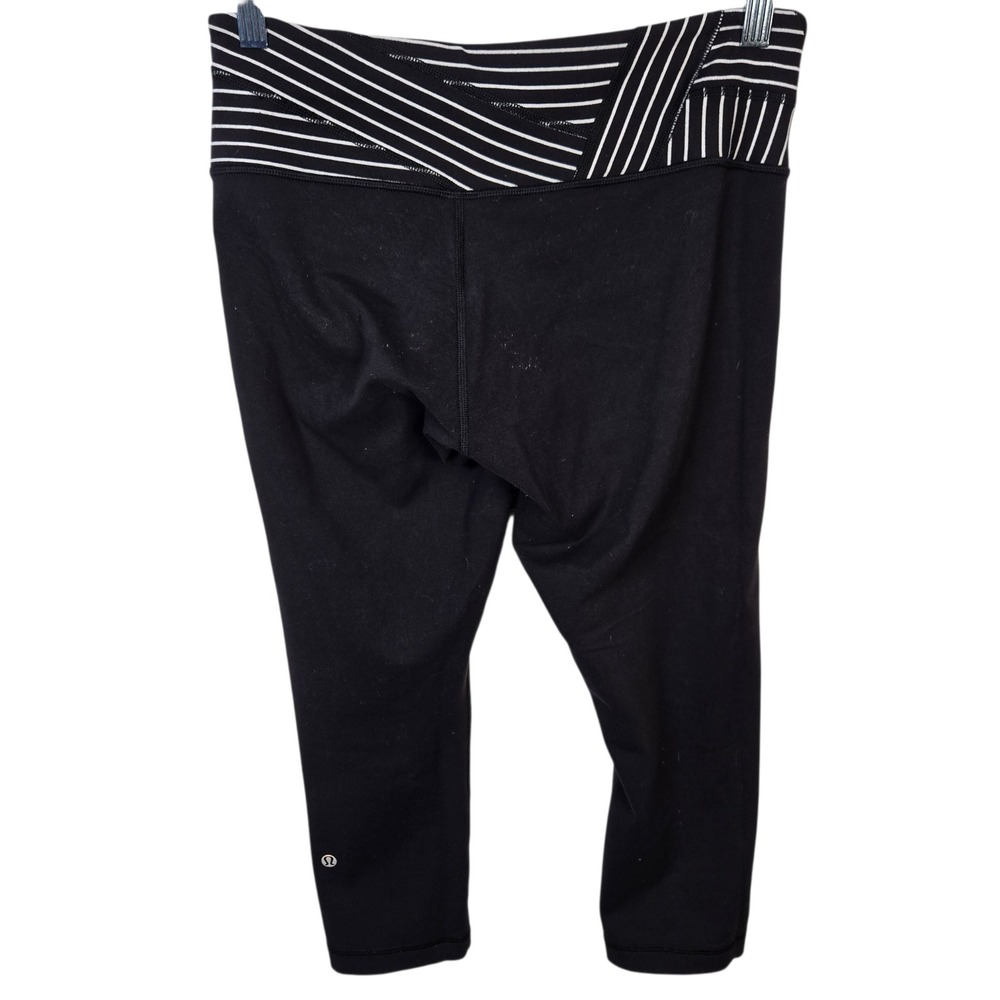 Lululemon Black Cropped Leggings Striped Reversible Women's Size‎ 8
